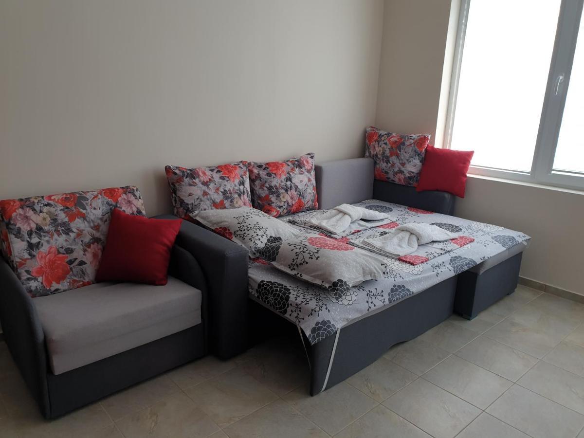 Апартаменти Кастро/Castro Apartments Tsarevo Esterno foto