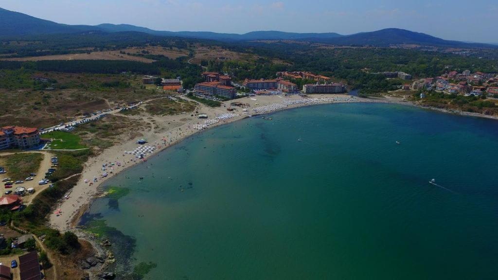 Апартаменти Кастро/Castro Apartments Tsarevo Esterno foto