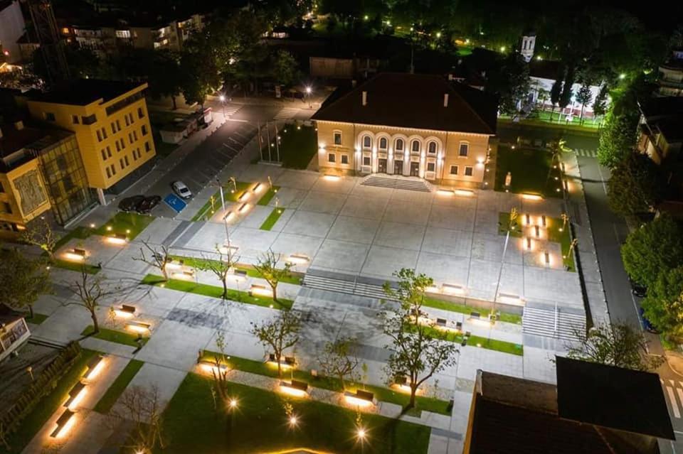 Апартаменти Кастро/Castro Apartments Tsarevo Esterno foto
