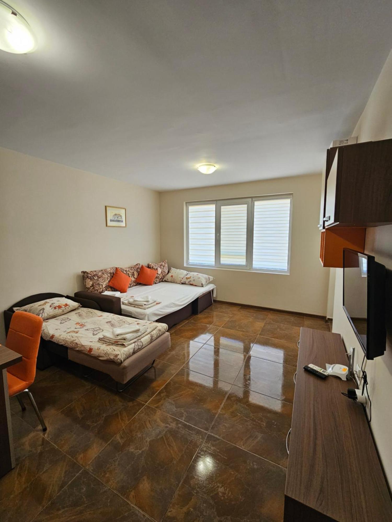 Апартаменти Кастро/Castro Apartments Tsarevo Esterno foto