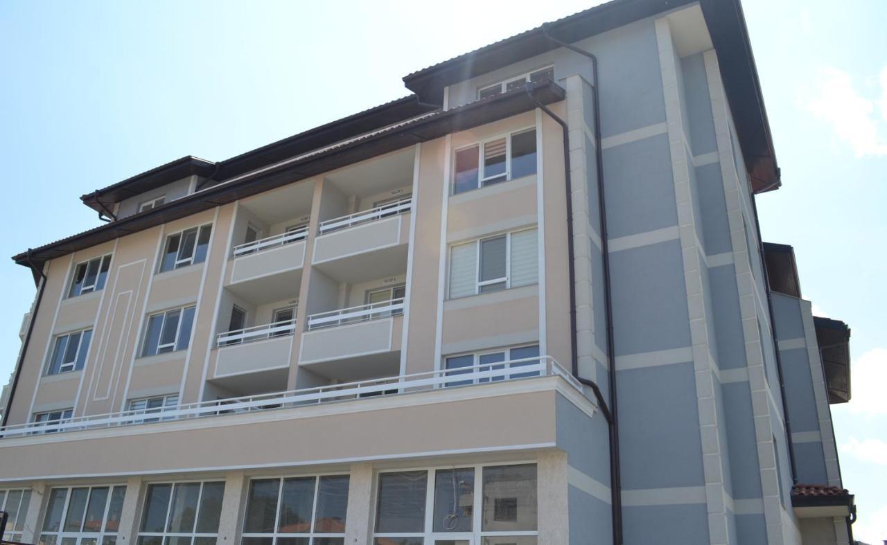 Апартаменти Кастро/Castro Apartments Tsarevo Esterno foto
