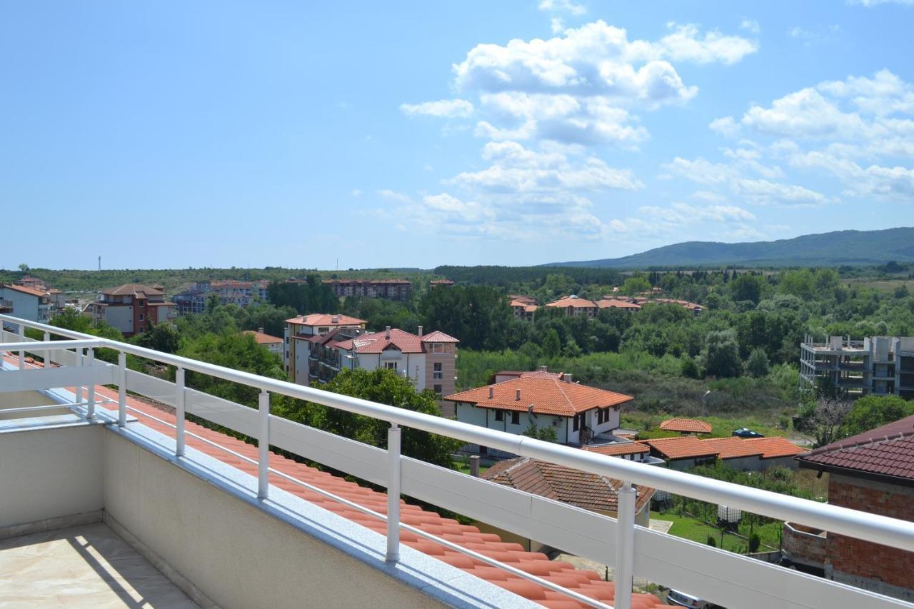 Апартаменти Кастро/Castro Apartments Tsarevo Esterno foto